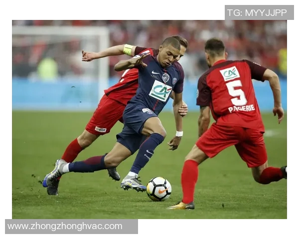 法国杯激战在即巴黎圣日耳曼迎战波城全力争胜